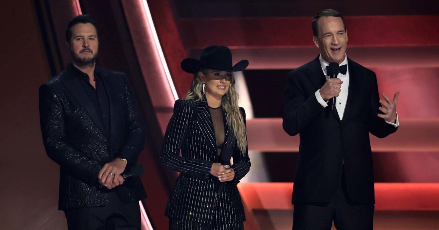 NFL Legend Peyton Manning Trolls Cowboys’ Jerry Jones on Video at 2024 CMA Awards