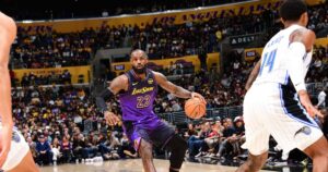 Lakers’ LeBron James Electrifies Fans with Poster Dunk over Magic’s Jonathan Isaac