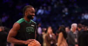 Celtics’ Jaylen Brown Posts Photo with Bill Nye After Asking to Meet TV Star