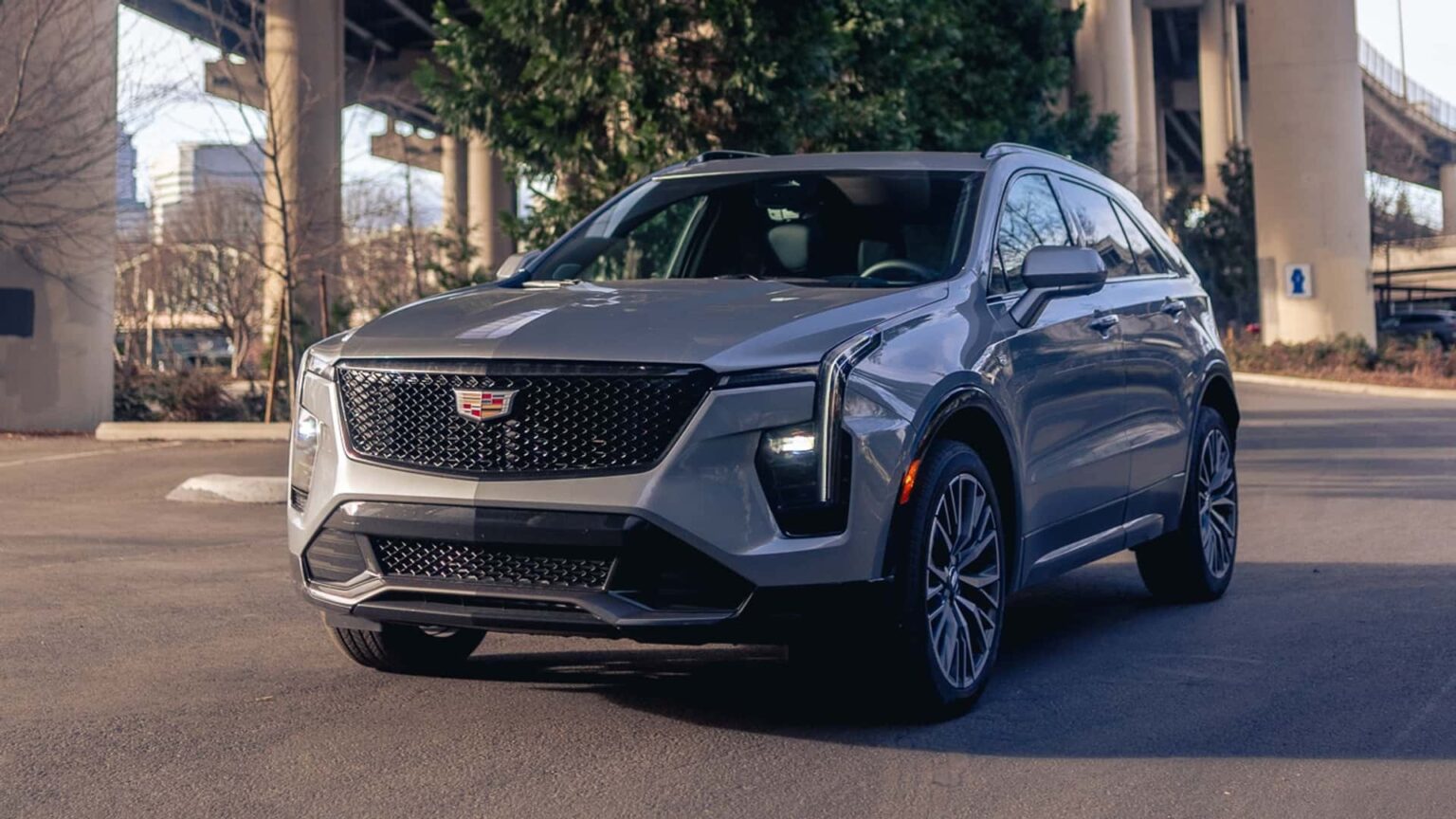 Dead: Cadillac XT4