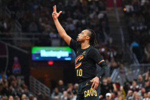 Cavaliers become sixth NBA team to begin 14-0 with 144-126 win over Bulls