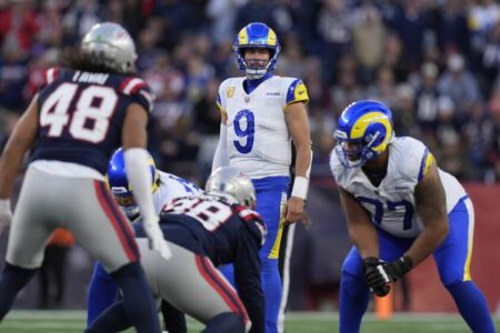 Rams-Patriots takeaways: With four TD passes, Matthew Stafford keeps breaking records