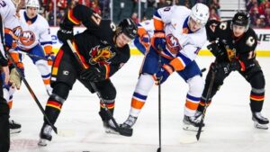 Islanders blow another late lead in 2-1 shootout loss to Flames