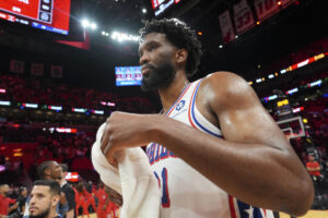 76ers blow 19-point lead in 106–89 loss to Heat, as Joel Embiid takes no foul shots