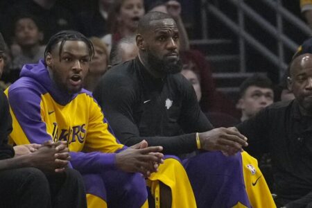 LeBron and Bronny James get bitter Ohio homecoming during Lakers’ blowout loss to Cavs