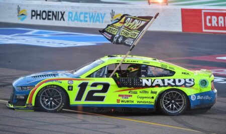 NASCAR Phoenix full weekend track schedule, TV schedule for the Cup Series championship race, other races