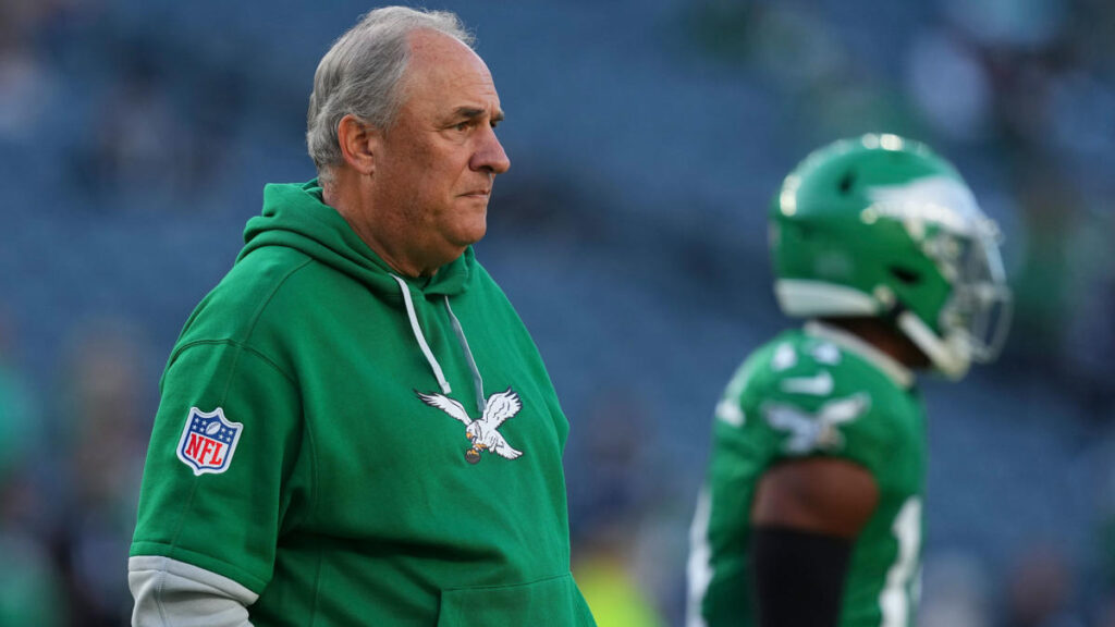 Eagles’ infatuation, chase and wait for Vic Fangio was all worth it