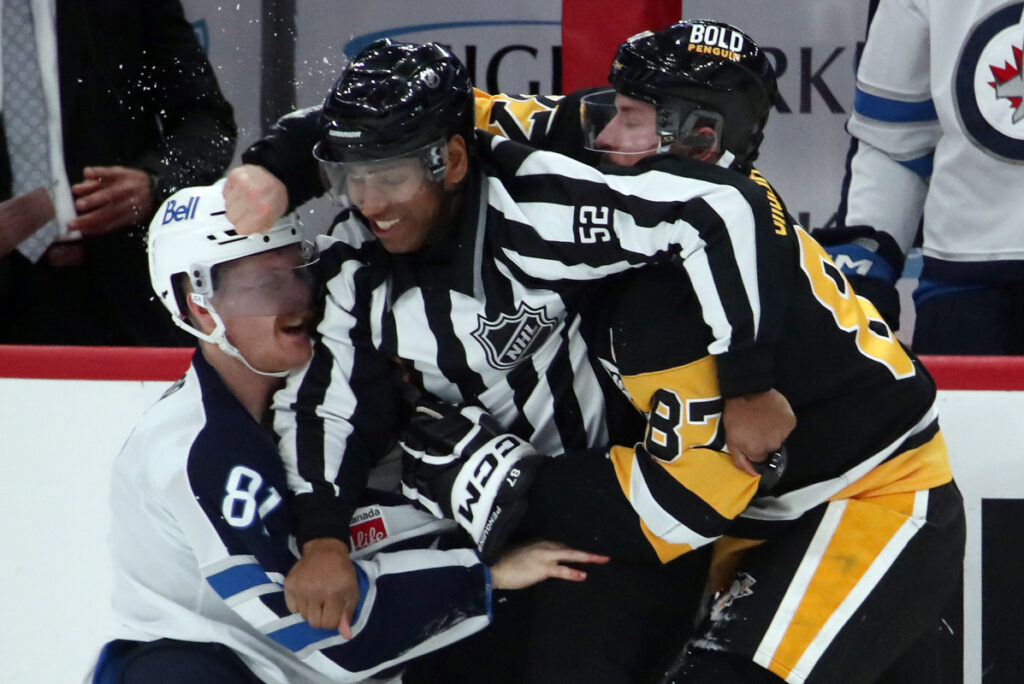 Early Goals Doom Penguins In 4-1 Loss To Jets