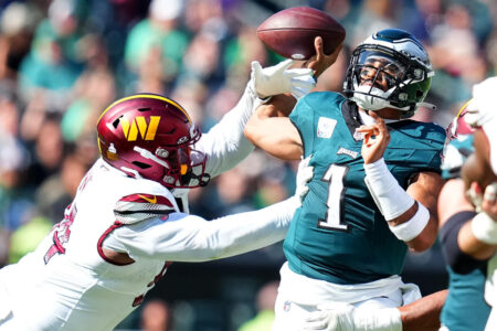 Commanders vs. Eagles score, live updates: Thursday Night Football pits NFC East rivals in massive Week 11 opener