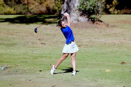 Palisades’ Anna Song breaks scoring record with third City Section girls’ golf title