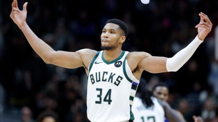 Watch Giannis Antetokounmpo put up 59, Bucks survive wild ending to get to overtime, beat Pistons