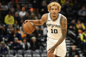 Spurs F Jeremy Sochan out indefinitely with fractured thumb, set to undergo surgery