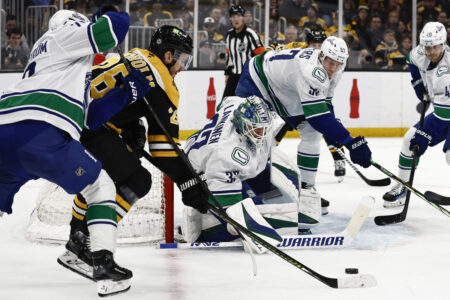 Lankinen Spectacular As The Canucks Shut Out The Bruins 2-0