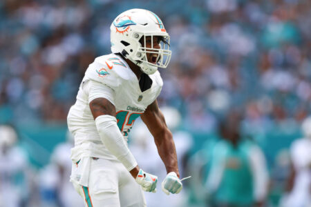 Fantasy Football Fact or Fluke: Is Jaylen … Waddle-ing to WR1 in Miami?