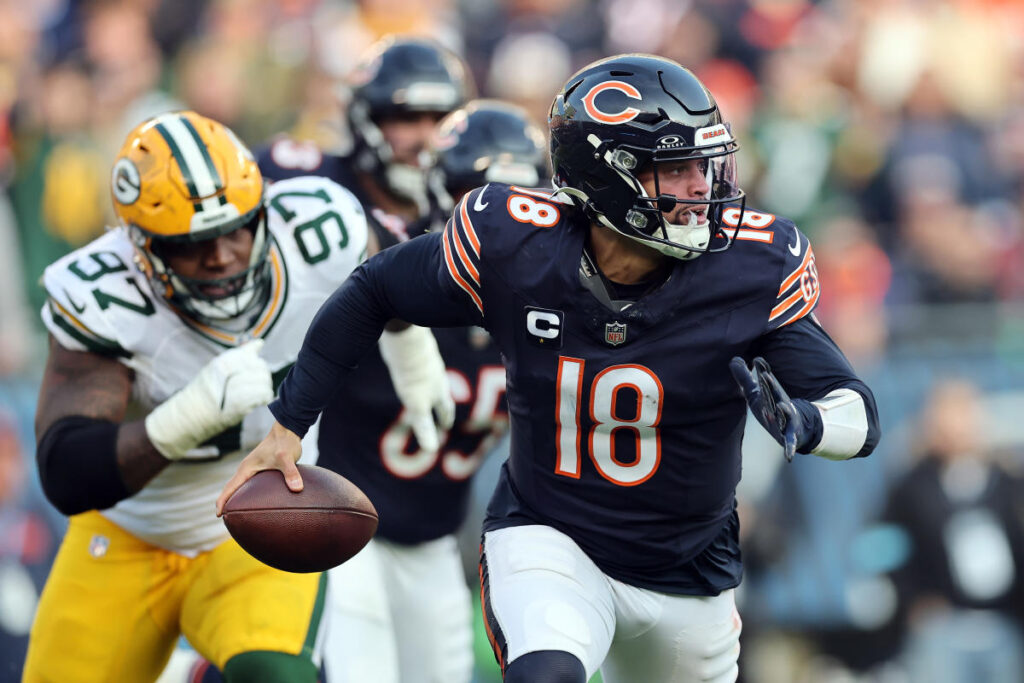 Caleb Williams and Bears didn’t snap losing streak vs. Packers. But did they snap out of their offensive rut?