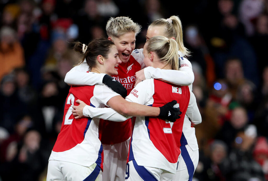 💫 UWCL: Arsenal through with late win over Juve; Putellas hits milestone