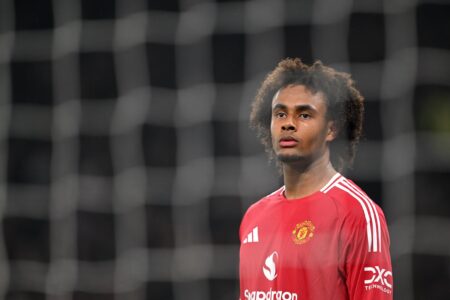 Zirkzee: Man Utd verdict emerges as Juventus transfer talks continue