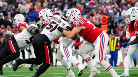 Texans claim OL Zachary Thomas off waivers from the Patriots