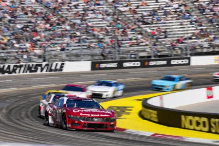 What channel is NASCAR Martinsville qualifying on today? Time, TV schedule, streaming info