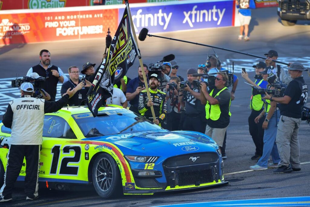 NASCAR qualifying results: Starting lineup for Sunday’s championship race at Phoenix