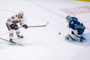 Blackhawks Goal Scoring Woes Continue In Loss To Canucks