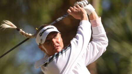 England’s Hull four shots off lead at LPGA finale