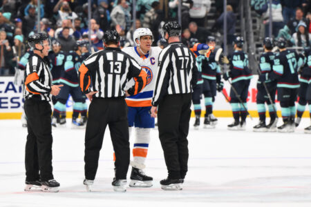 Islanders ‘Got Robbed’ After Losing Goalie Interference Challenge; Roy & Players Left Confused