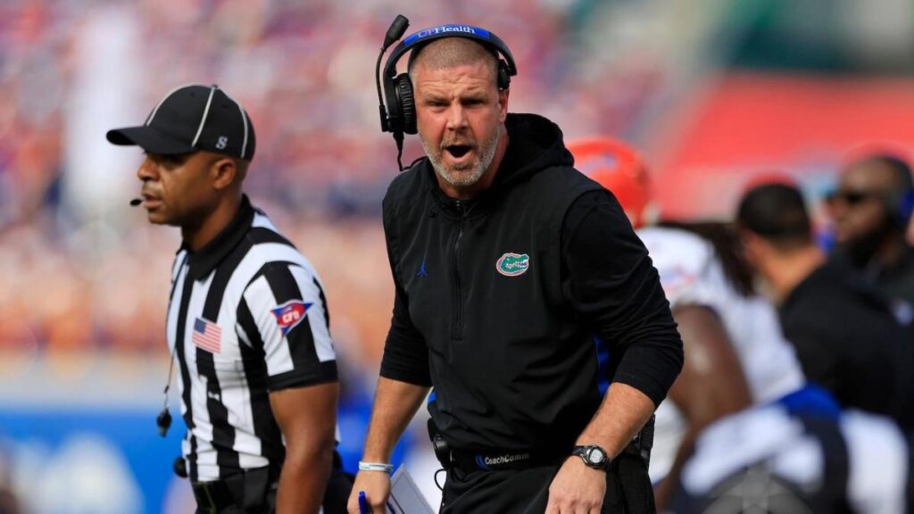 Weighing the pros, cons of keeping Billy Napier as Florida endorses coach amid rapidly changing landscape