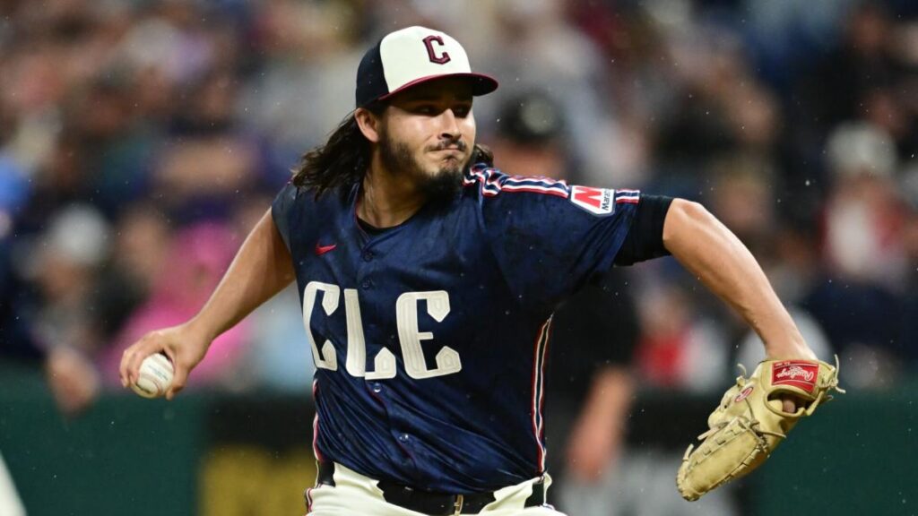 Guardians trade right-handed reliever Eli Morgan to Cubs for minor league OF Alfonsin Rosario