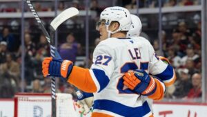 Islanders’ offense stays hot in 4-2 win over Senators