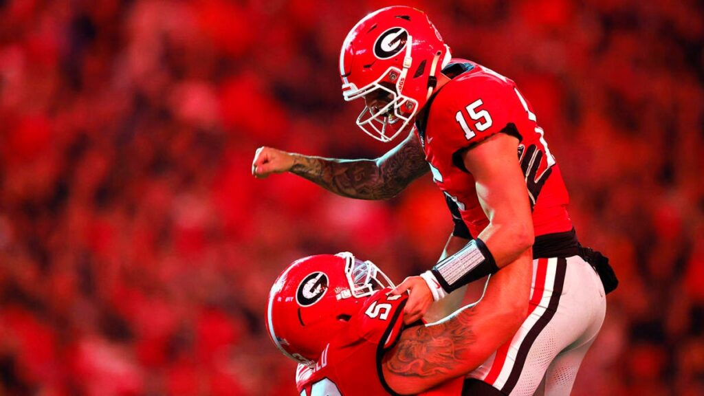 Georgia vs. Tennessee score, takeaways: Carson Beck rediscovers form as Bulldogs eye return to CFP bracket