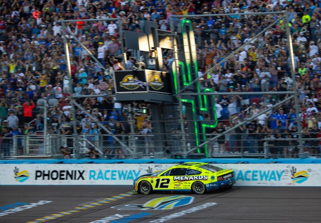 Recap: Joey Logano wins NASCAR Cup Series Championship Race, third title at Phoenix Raceway