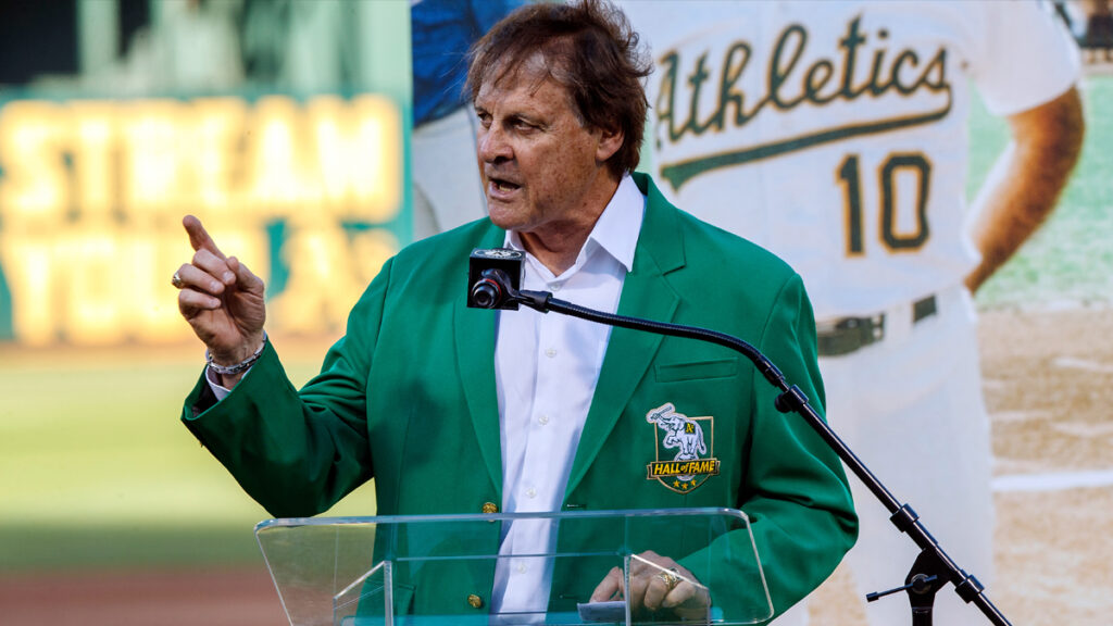 Ex-A’s manager La Russa saddened, angered by team leaving Oakland