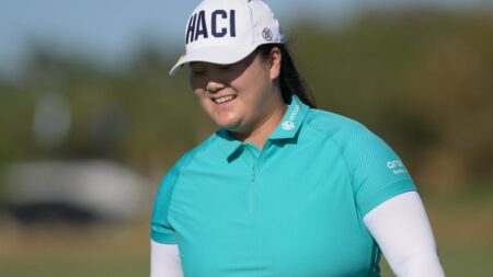 Angel Yin cleared of rules infraction, leads CME Group Tour Championship