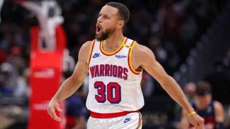 Steph, Warriors ‘vibing’ after beating Wizards to move to 6-1