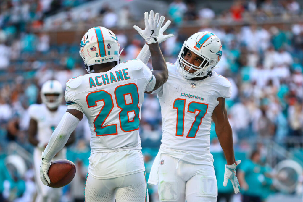 Fantasy Football Week 12 Pulse Check: Can we trust the Dolphins offense again?