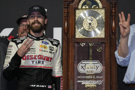 NASCAR’s championship field heads to Phoenix with no clear favorite to win Cup title