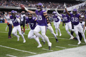 Bears drop 5th straight in OT heartbreaker to Vikings as special teams mistakes loom large again