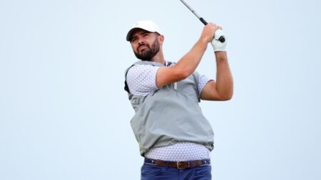 In windy Bermuda, Wesley Bryan fires record-tying 61; new father Rafa Campos ties lead