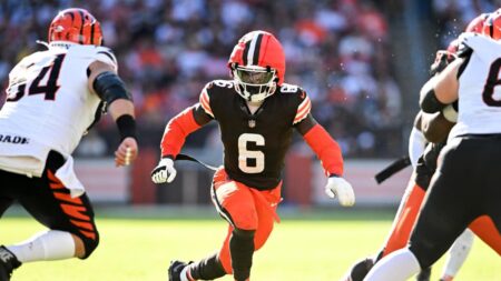 Browns put Jeremiah Owusu-Koramoah on IR, announced Denzel Ward will play