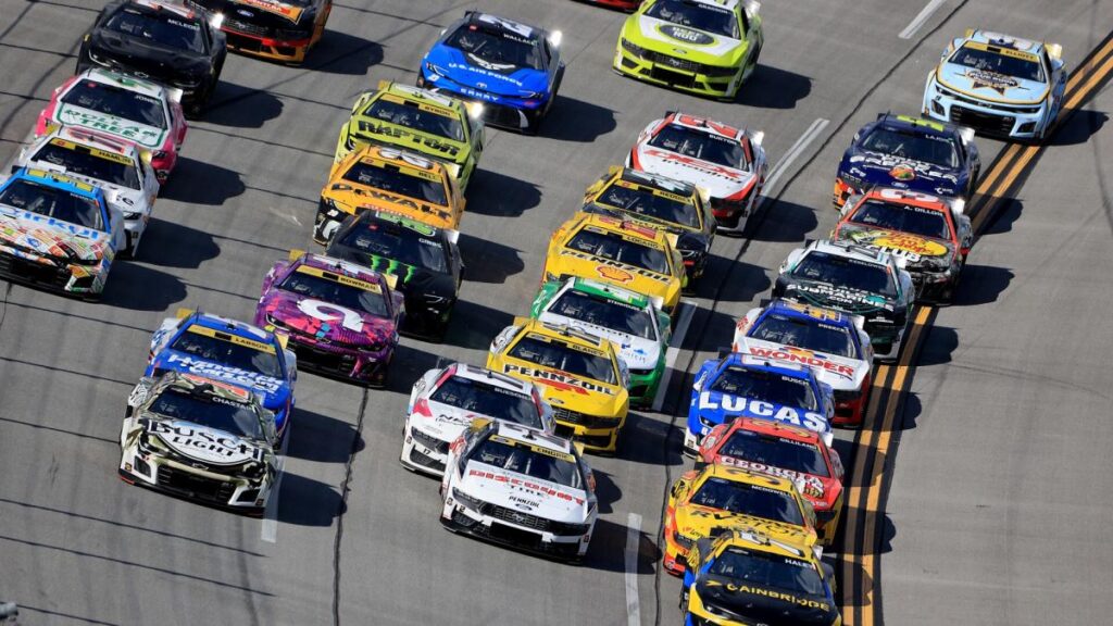 Start times, broadcast networks for 2025 NASCAR Cup, Xfinity and Truck races released