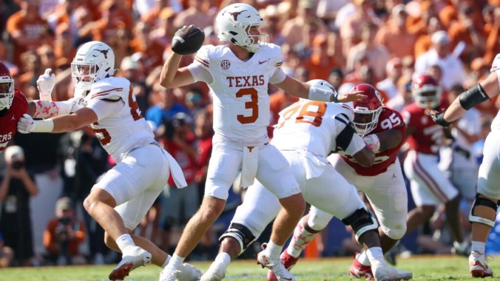 Texas vs. Kentucky odds, spread, line: 2024 college football picks, Week 13 predictions from proven model