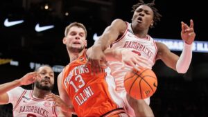 Arkansas vs. Illinois score: Tomisiav Ivišić leads Illini over No. 19 Razorbacks and twin brother, Zvonimir