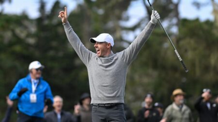 Rory McIlroy sharp — even perfect, at times — in first round of his PGA Tour season