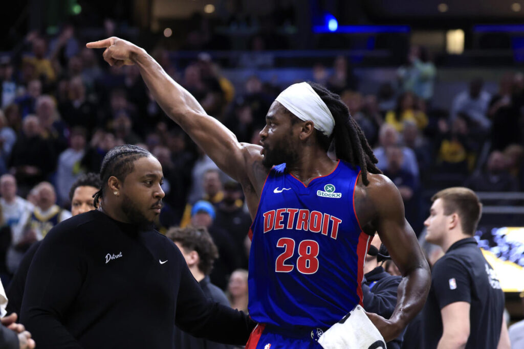 Pistons coach J.B. Bickerstaff defends Isaiah Stewart’s ejection after he drilled Thomas Bryant in loss to Pacers