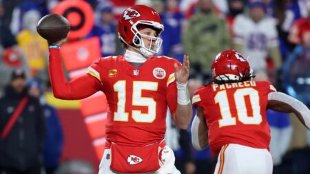 2025 Super Bowl DFS Strategies: Eagles vs. Chiefs lineup advice, sleepers for showdown contests