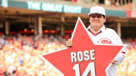 Reds will wear No. 14 patch on jersey sleeve to honor Pete Rose, who died last year