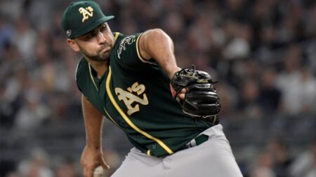 Report: Giants agree to minor league deal with ex-Athletics reliever