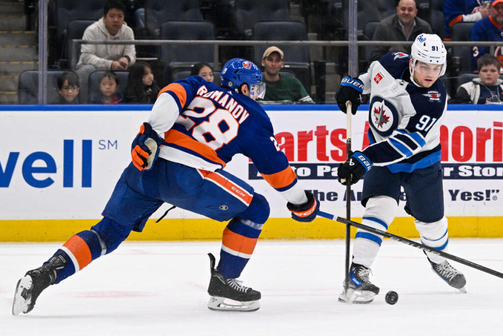 Brad Lambert Checks Back Into The Lineup As The Jets Host The Islanders In The Final Game Before 4 Nations Face-Off