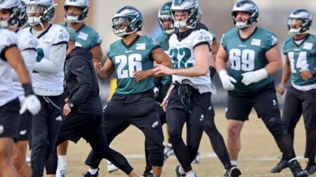 Eagles waiting on fitness of quartet